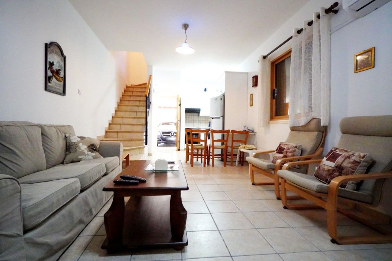 Villa in Larnaka, Zypern, 80 m² - Foto 2
