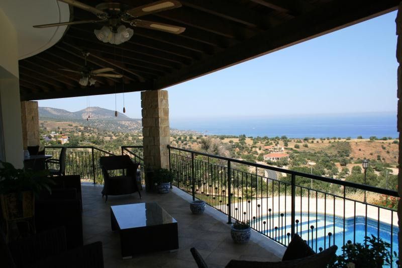 Villa in Paphos, Cyprus, 286 m² - picture 2