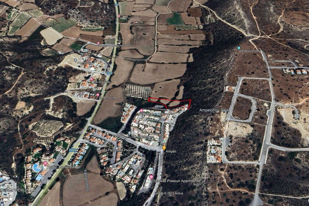 Terrain à Limassol, Chypre, 4 214 m² - image 2