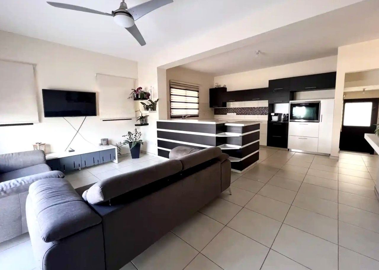 Apartment in Larnaca, Cyprus, 105 m² - picture 2