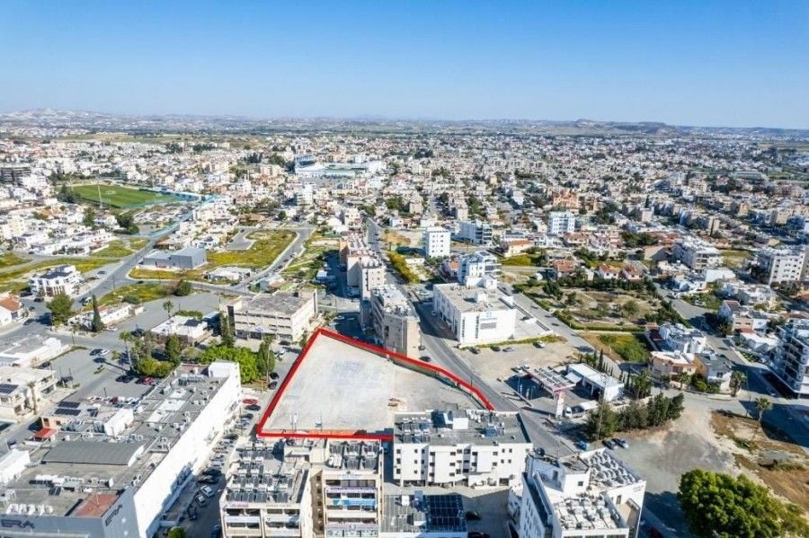 Terrain à Larnaca, Chypre, 3 346 m² - image 2