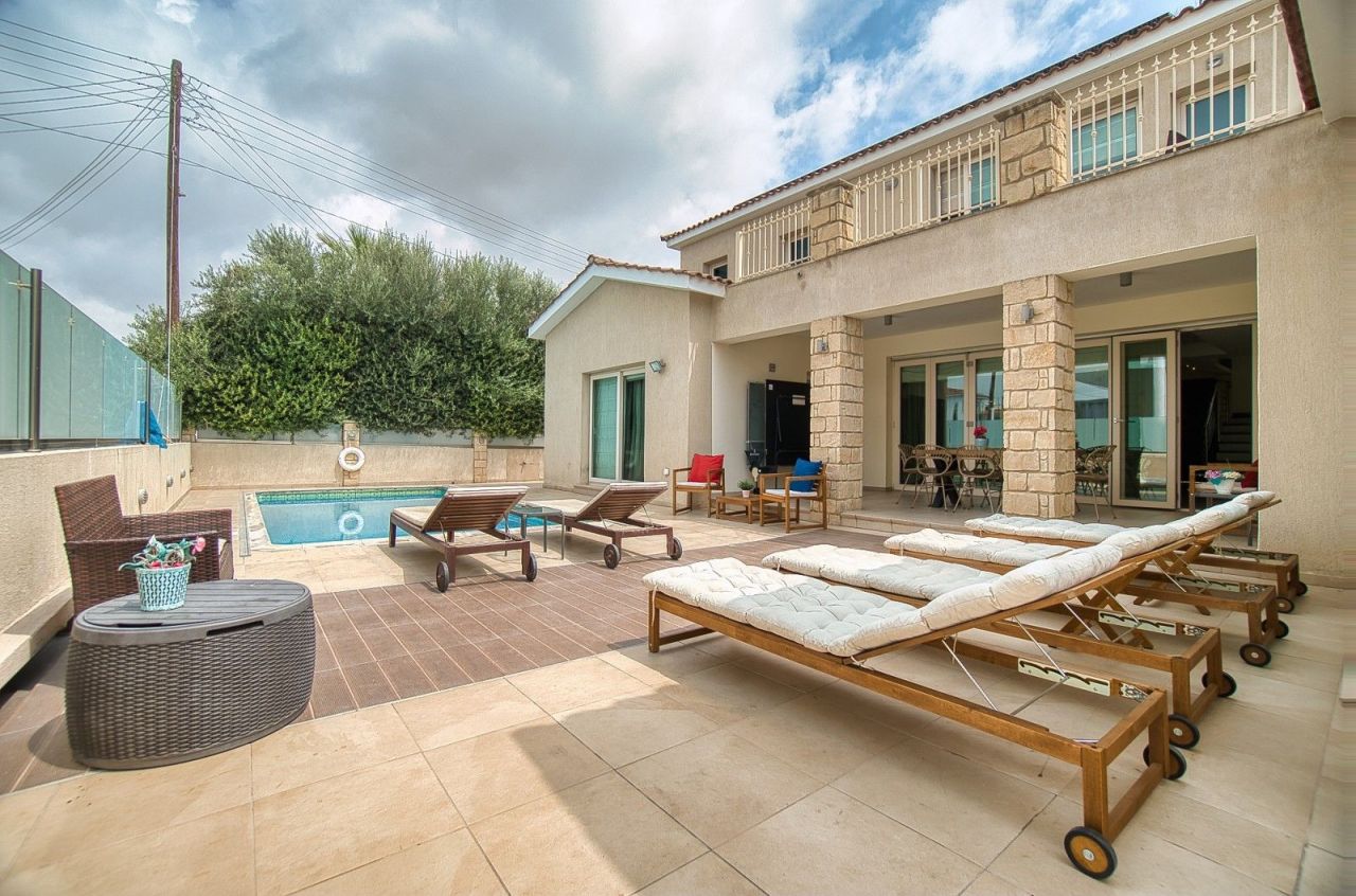 Villa en Pafos, Chipre, 370 m² - imagen 2