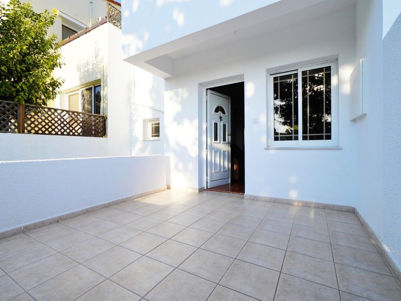 Townhouse in Larnaca, Cyprus, 92 m² - picture 2