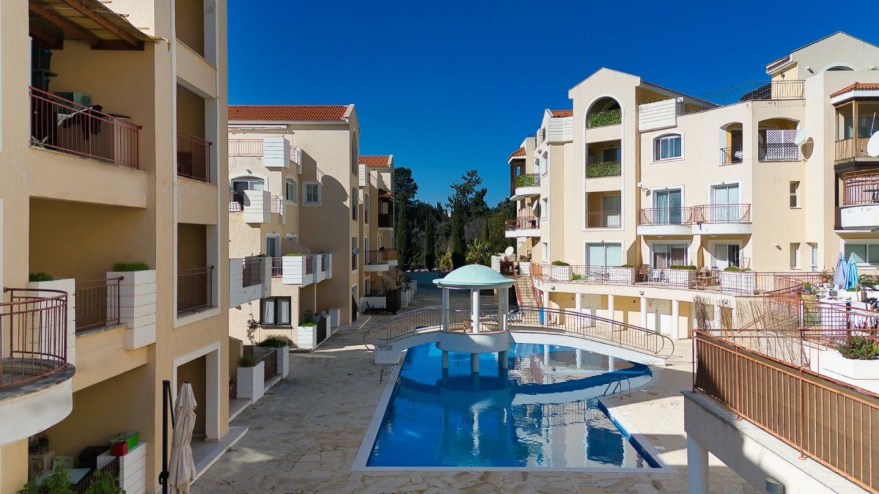 Apartment in Paphos, Cyprus, 125 m² - picture 2
