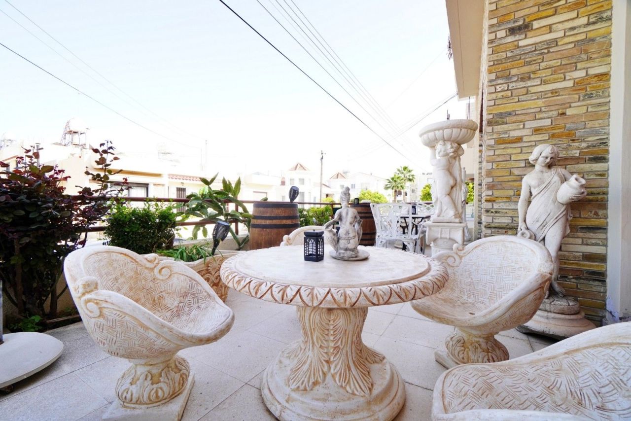 Apartment in Larnaca, Cyprus, 123 m² - picture 2