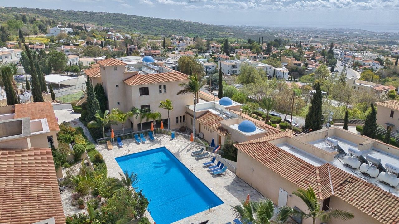 Appartamenti a Paphos, Cipro, 74 m² - foto 2