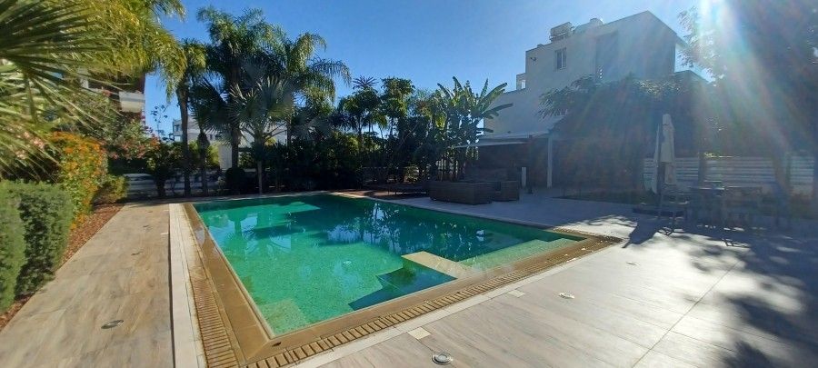 Villa in Limassol, Cyprus, 550 m² - picture 2