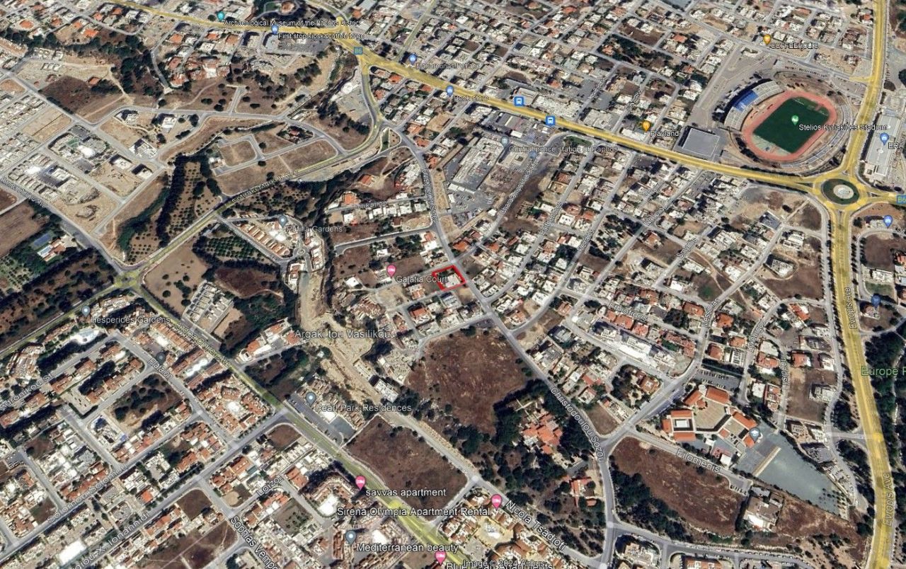 Land in Paphos, Cyprus, 979 m² - picture 2