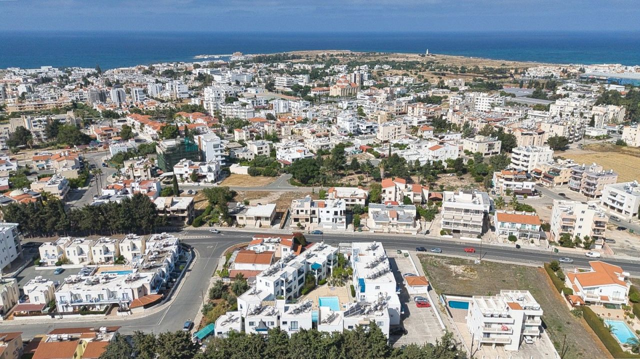 Apartment in Paphos, Cyprus, 89 m² - picture 2