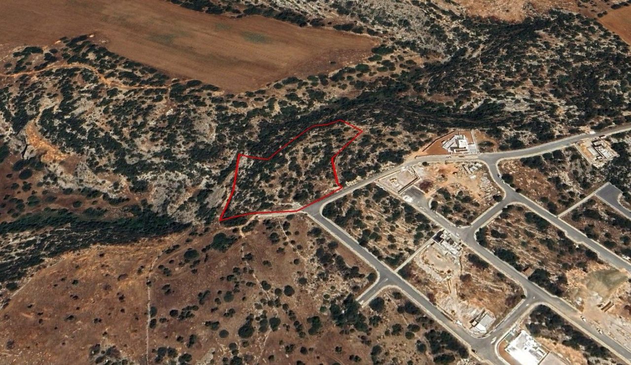 Terrain à Paphos, Chypre, 12 375 m² - image 2