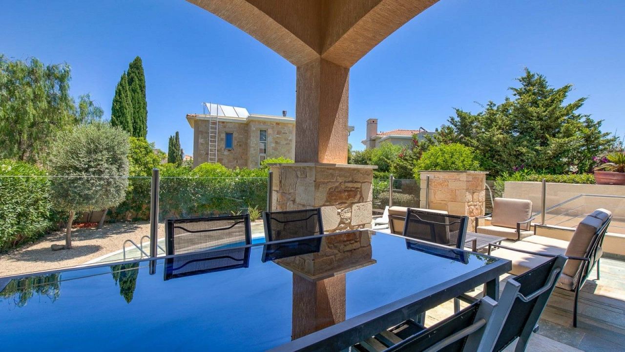 Villa in Paphos, Cyprus, 183 m² - picture 2
