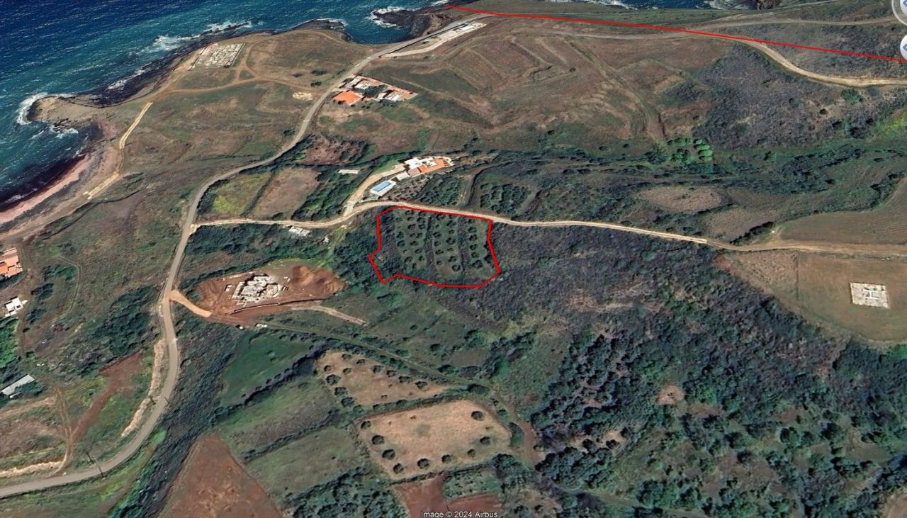 Terreno a Nicosia, Cipro, 2 498 m2 - foto 2