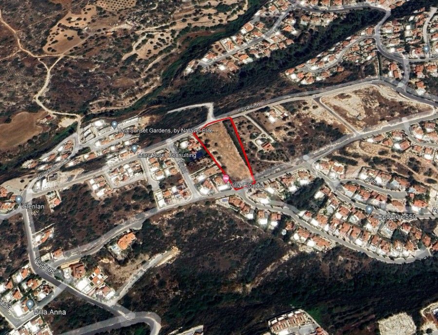 Land in Paphos, Cyprus, 7 358 m² - picture 2