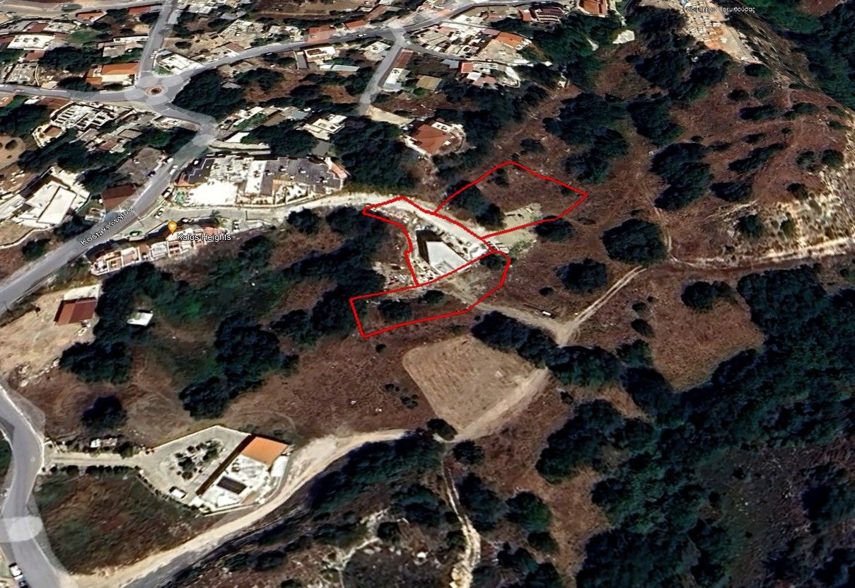 Land in Paphos, Cyprus, 2 417 m² - picture 2