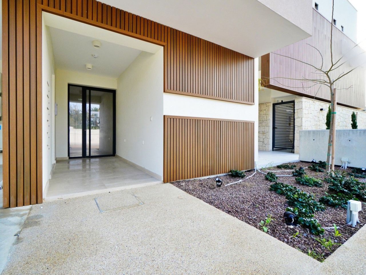 Apartment in Larnaca, Cyprus, 92 m² - picture 2