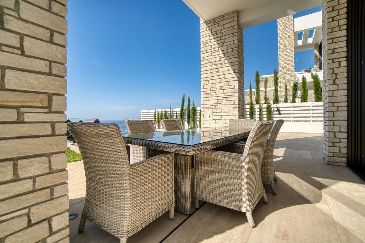 Villa en Pafos, Chipre, 350 m² - imagen 2