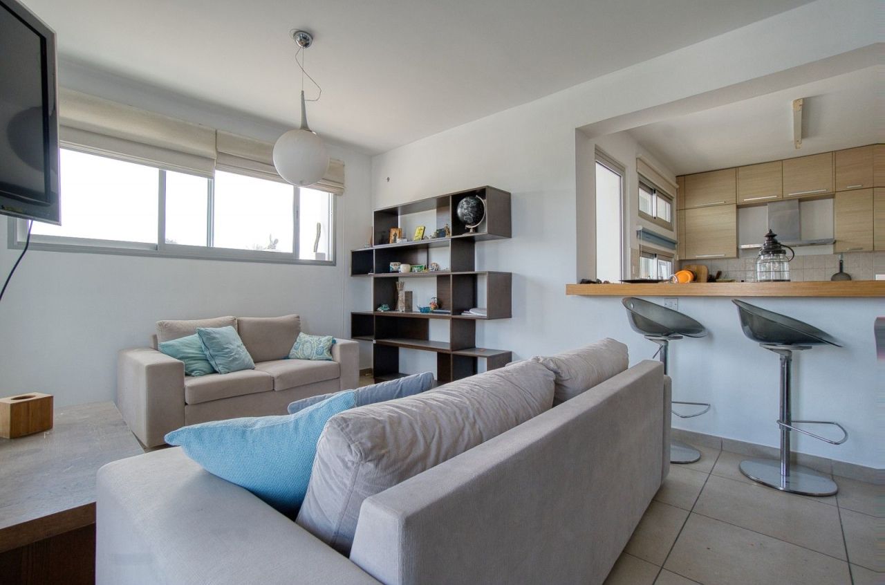 Apartamento en Pafos, Chipre, 106 m² - imagen 2