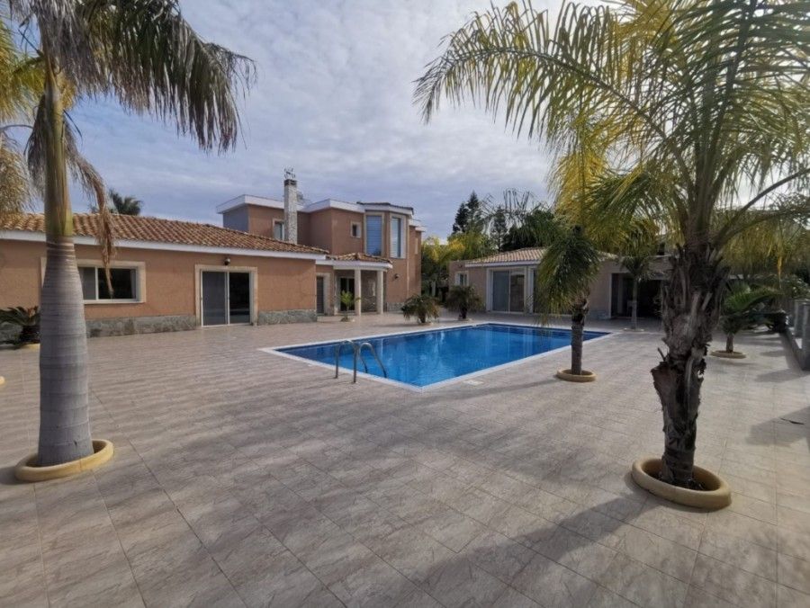 Villa a Paphos, Cipro, 325 m² - foto 2