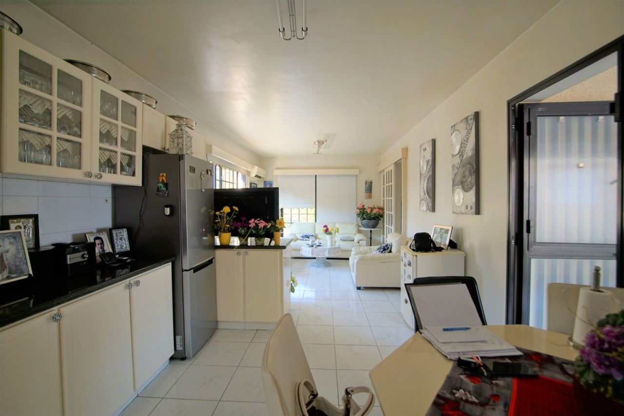 Villa in Limassol, Cyprus, 245 m² - picture 3