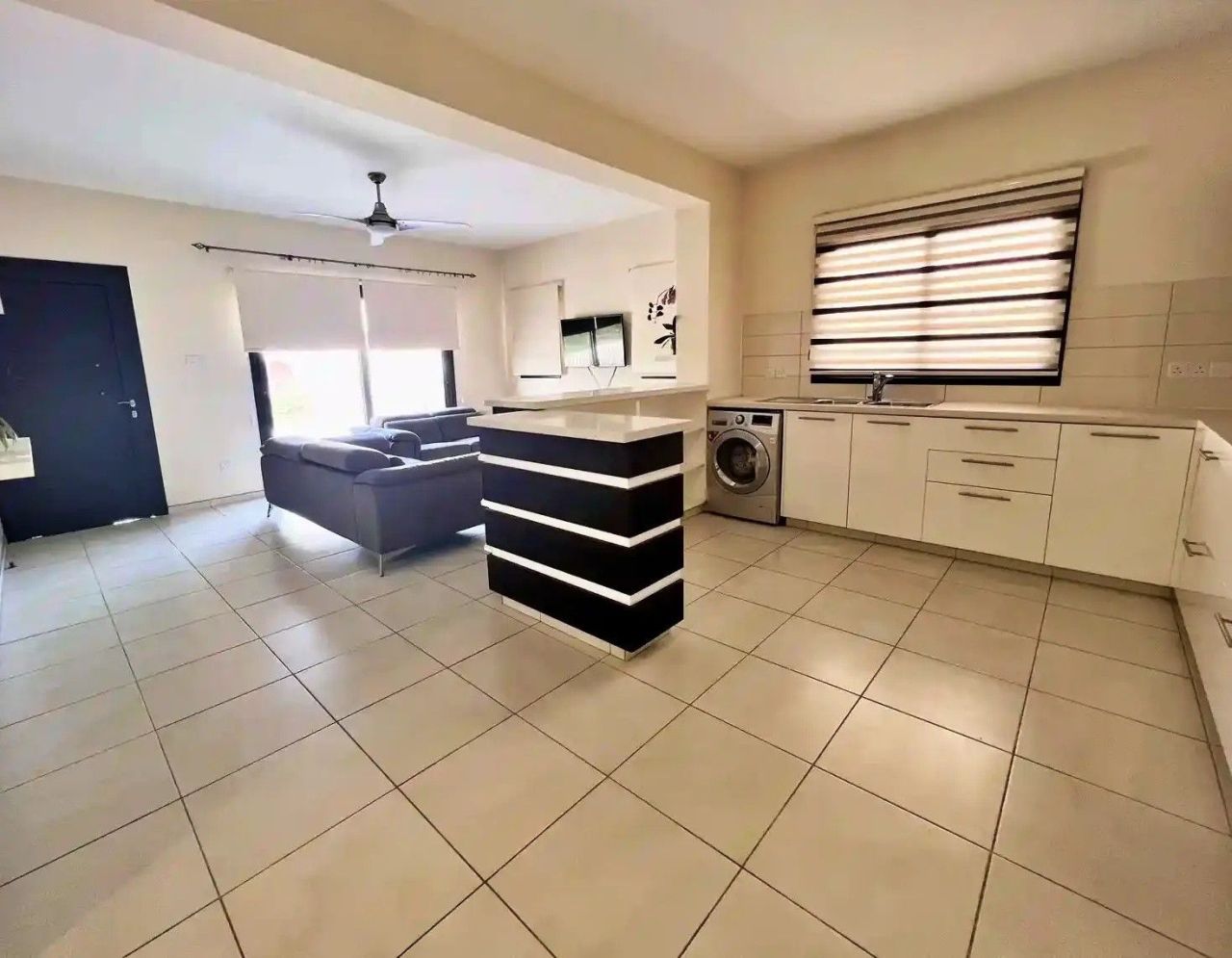 Apartment in Larnaca, Cyprus, 105 m² - picture 3