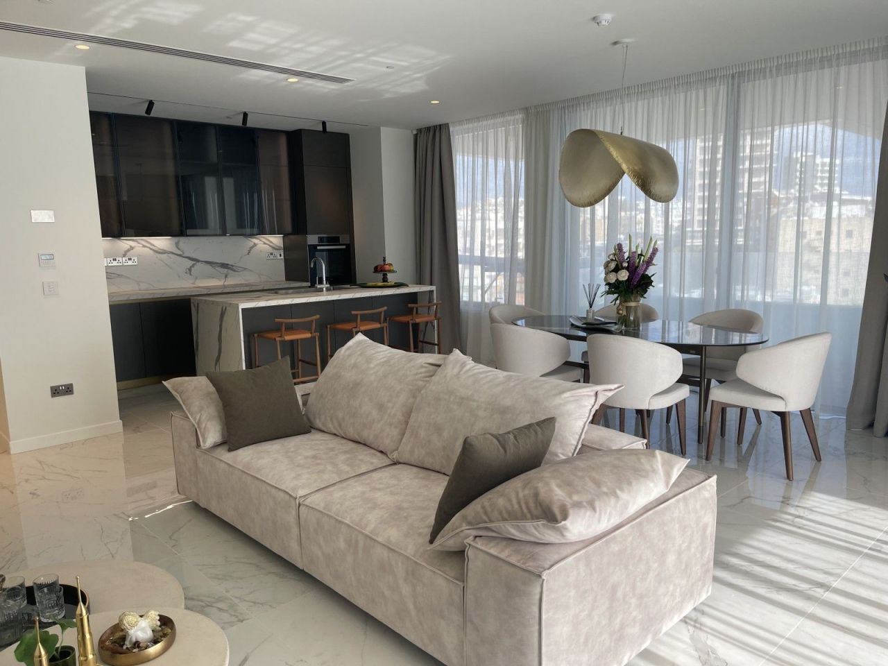 Apartment in Limassol, Cyprus, 350 m² - picture 3