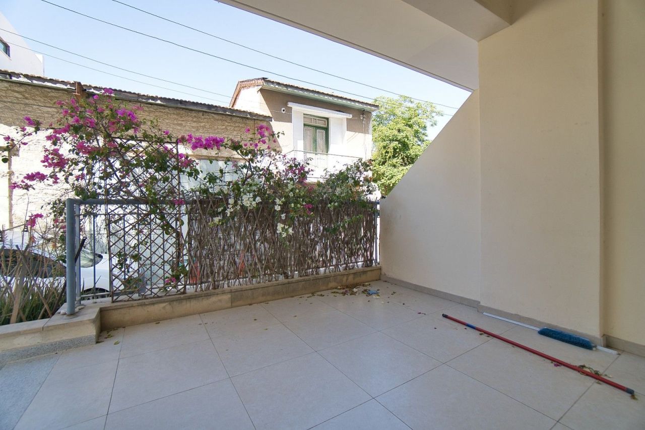 Apartment in Limassol, Cyprus, 80 m² - picture 3