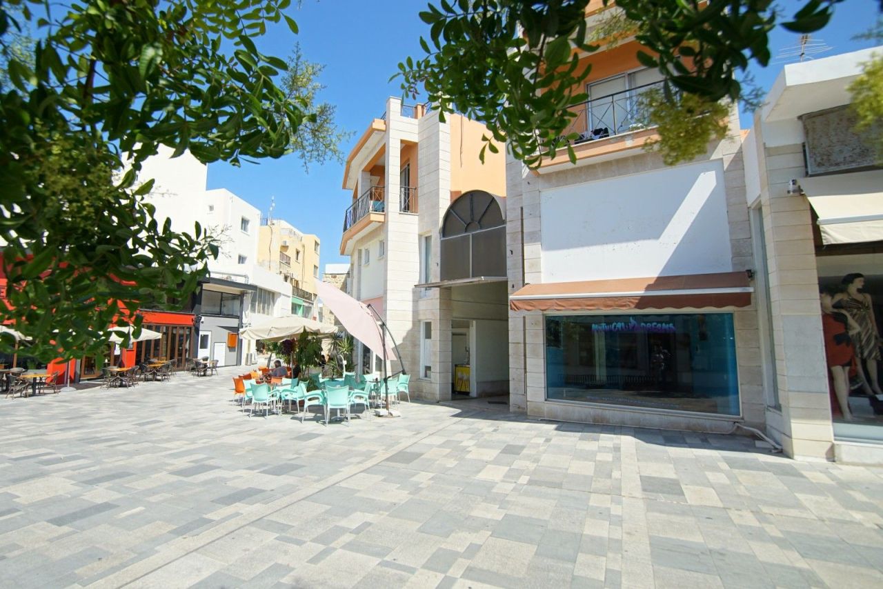 Proprietà commerciale a Paphos, Cipro, 796 m² - foto 3