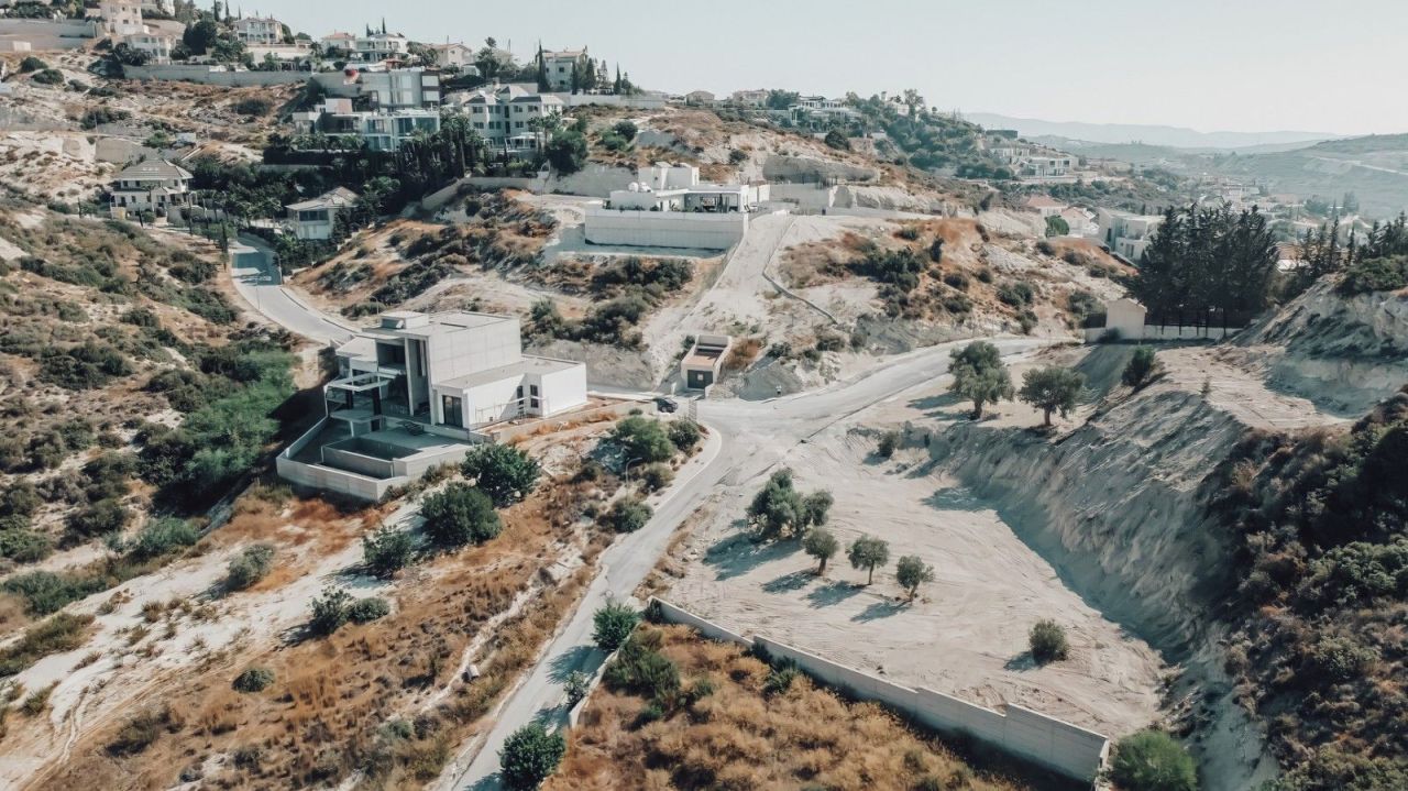 Terreno en Limasol, Chipre, 2 700 m² - imagen 3