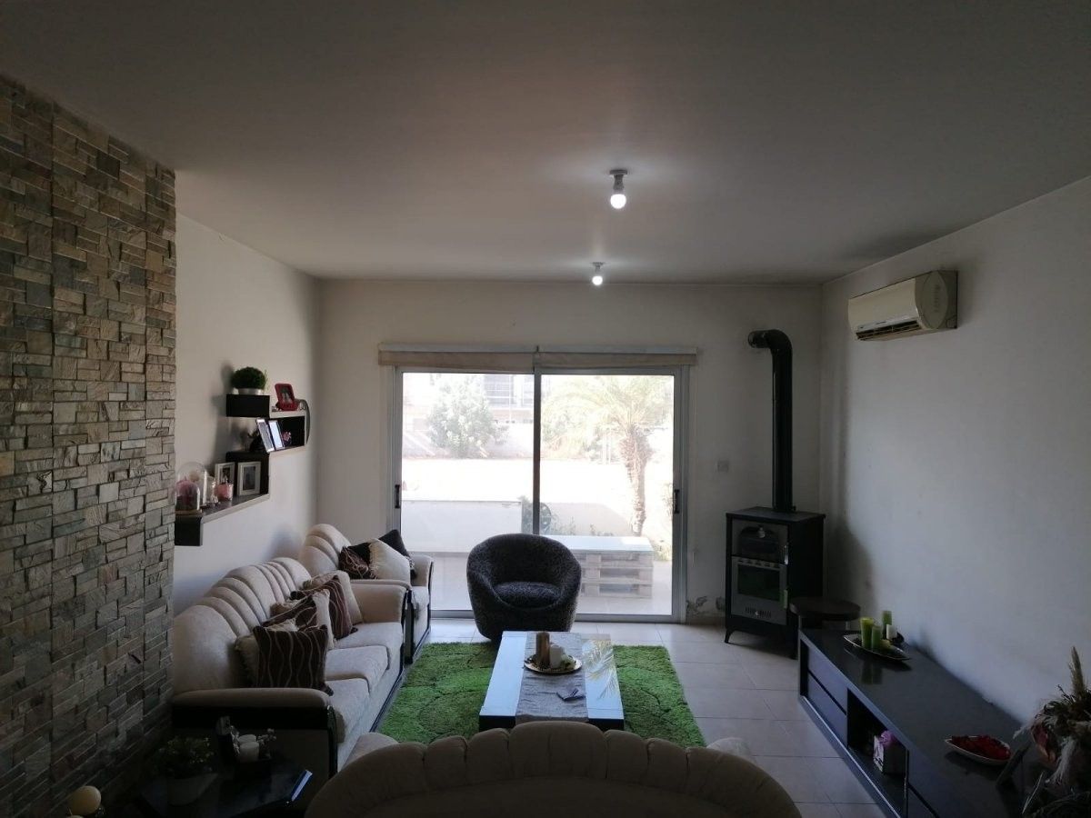 Casa adosada en Pafos, Chipre, 182 m² - imagen 3