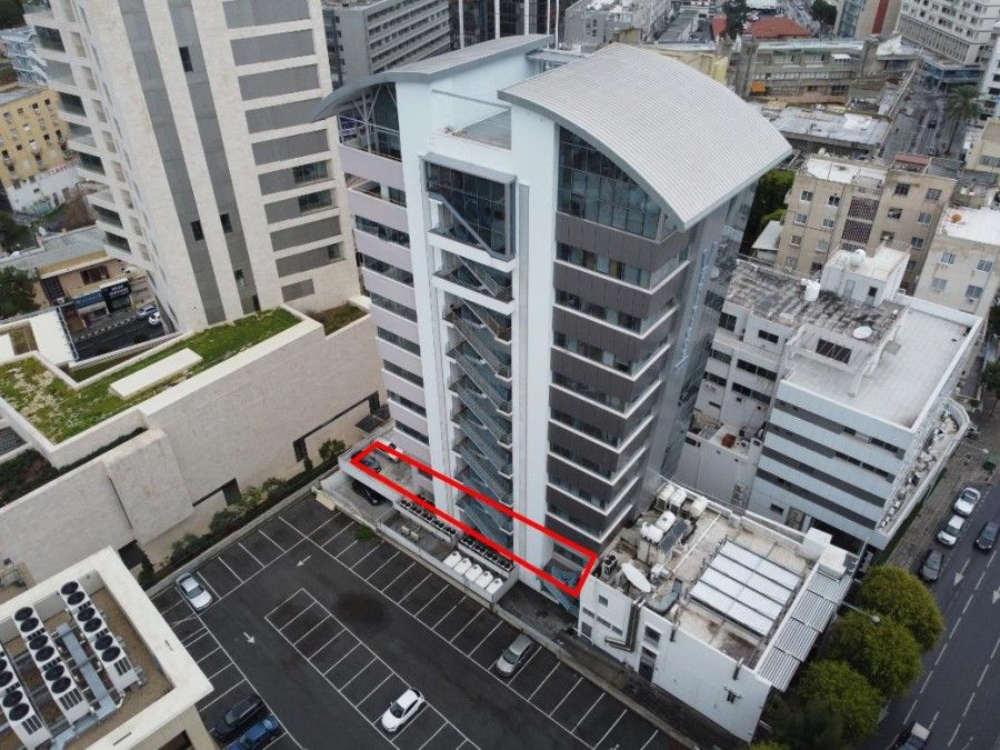 Oficina en Nicosia, Chipre, 203 m² - imagen 3