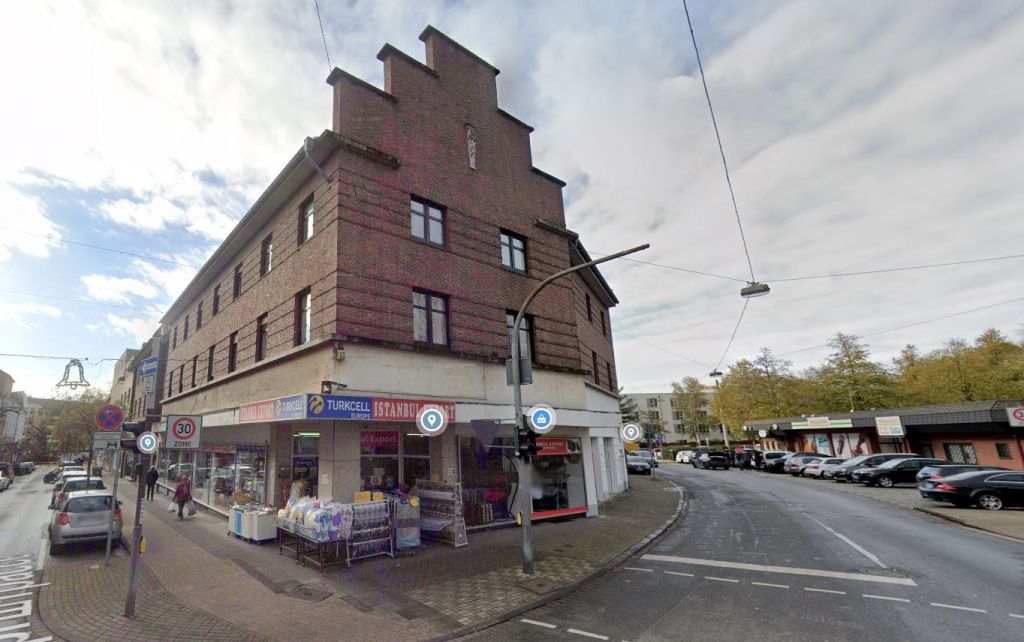 Commercial apartment building in Oberhausen, Germany, 1 139 m² - picture 1