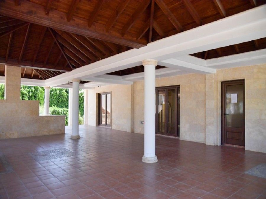 Villa in Larnaca, Cyprus, 710 m² - picture 3