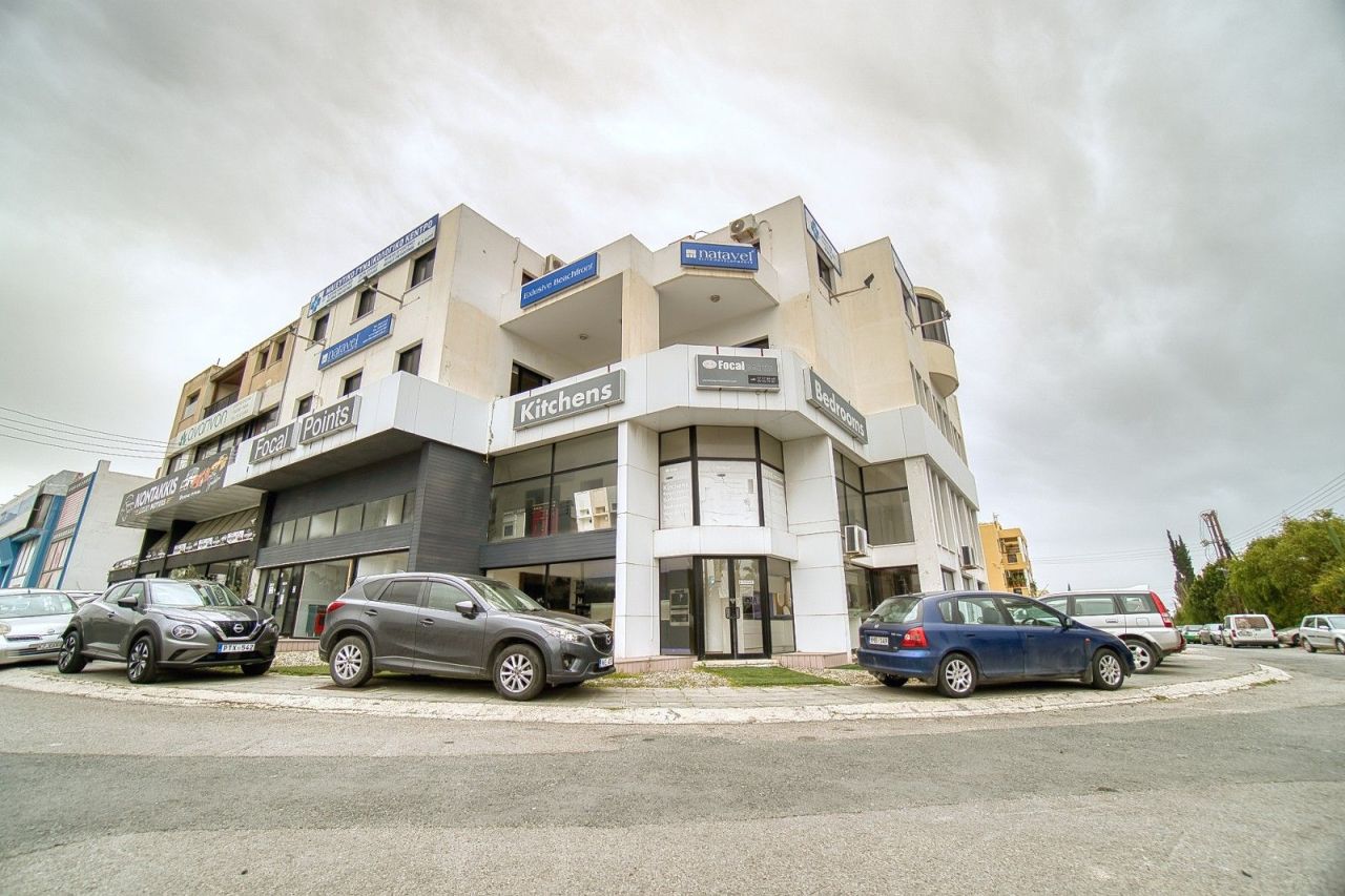 Office in Paphos, Cyprus, 969 m² - picture 3