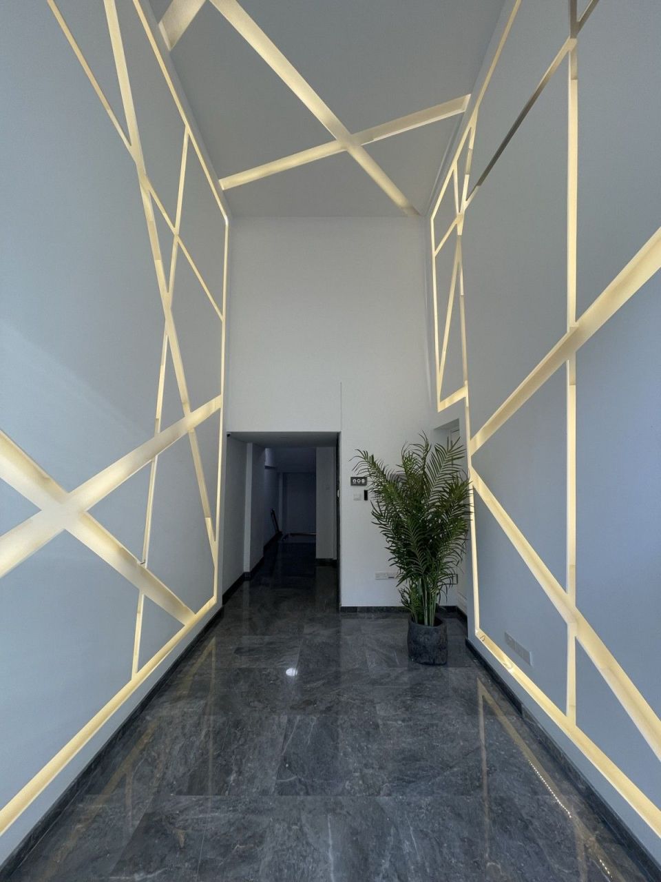 Bureau à Limassol, Chypre, 1 800 m² - image 3