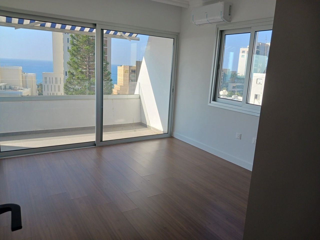 Apartment in Limassol, Cyprus, 150 m² - picture 3