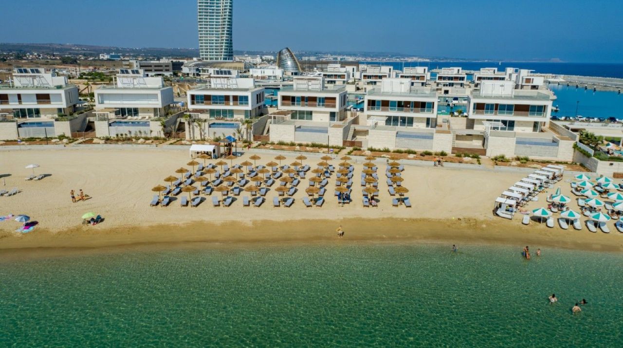 Villa in Protaras, Cyprus, 716 m² - picture 3