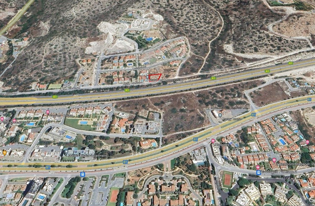 Land in Limassol, Cyprus, 684 m² - picture 3