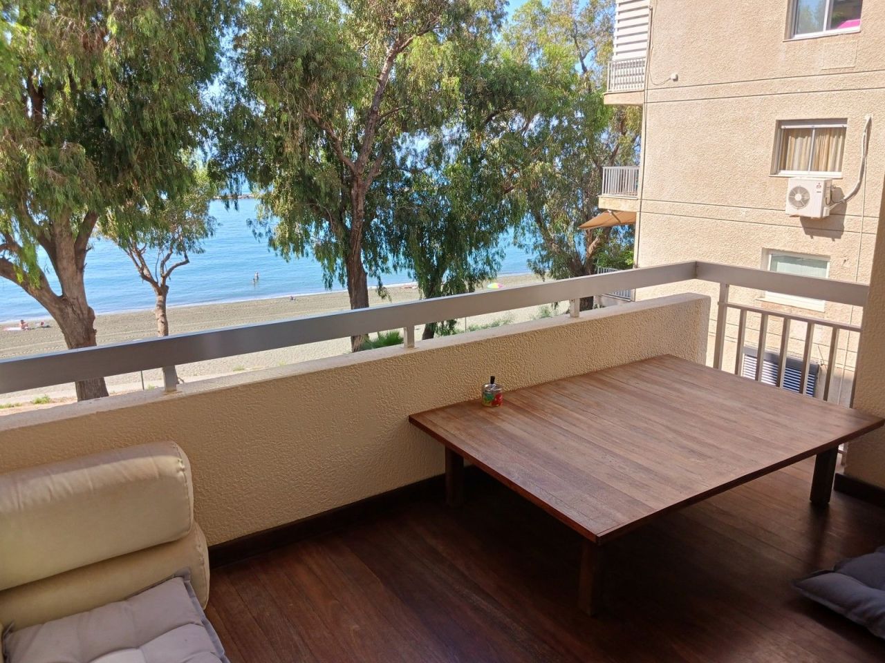 Apartment in Limassol, Cyprus - picture 3