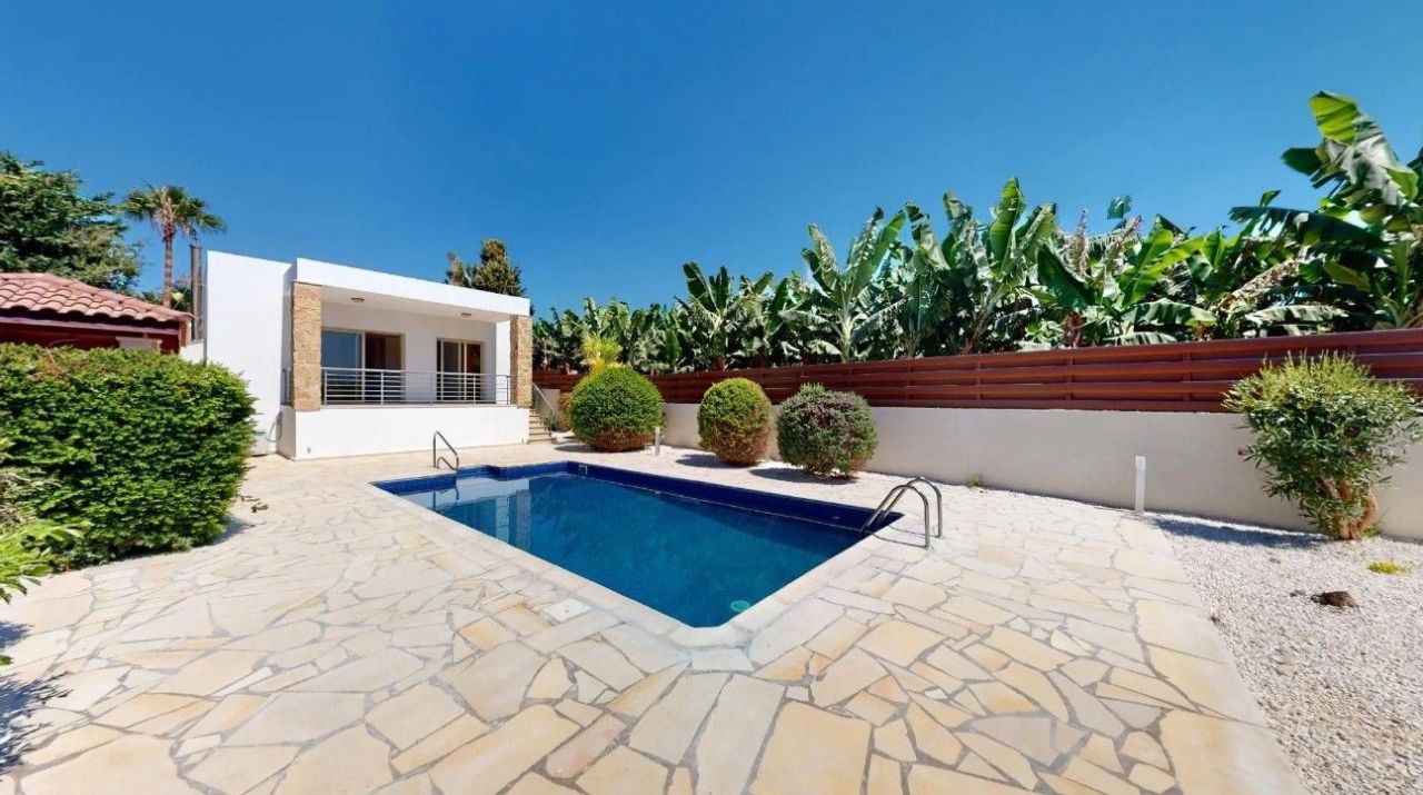 Bungalow in Paphos, Cyprus, 204 m² - picture 4