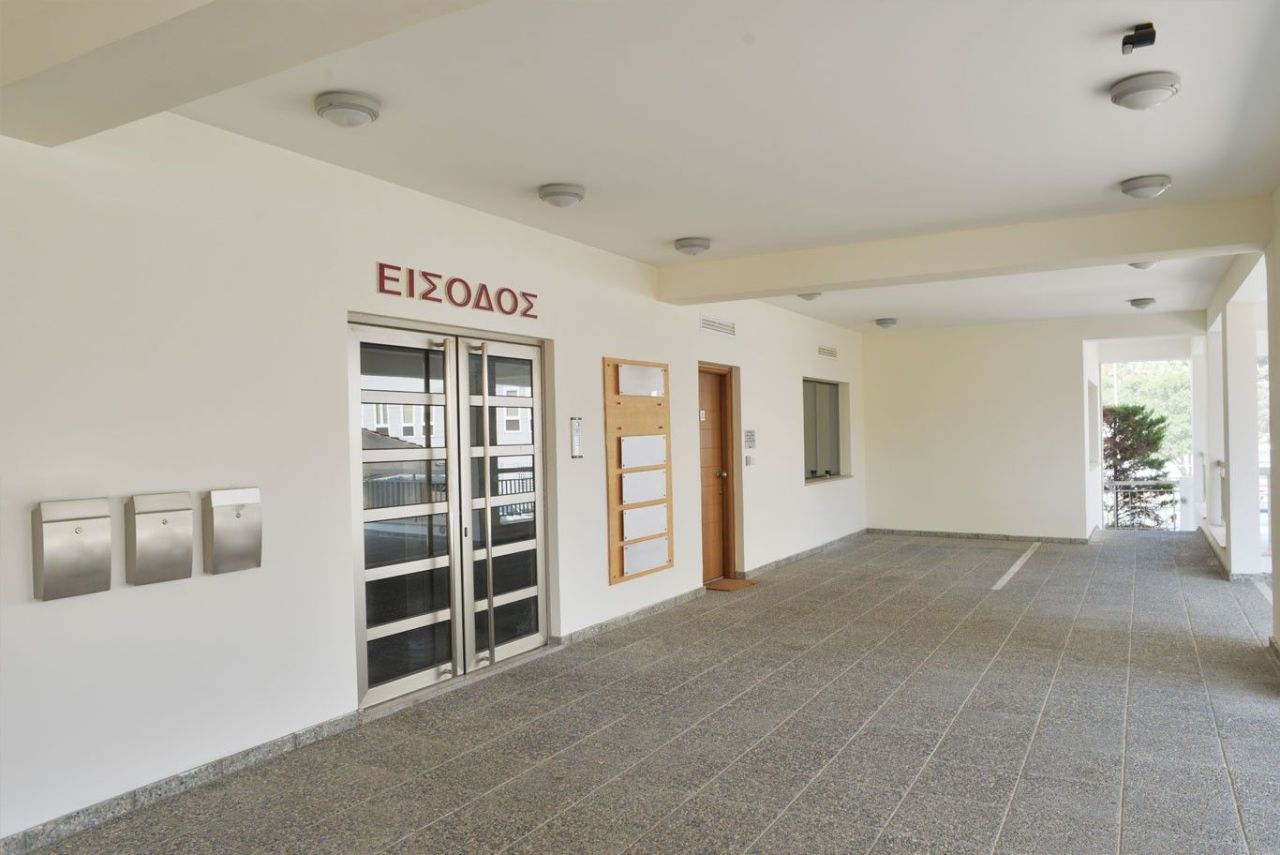 Bureau à Limassol, Chypre, 847 m² - image 4