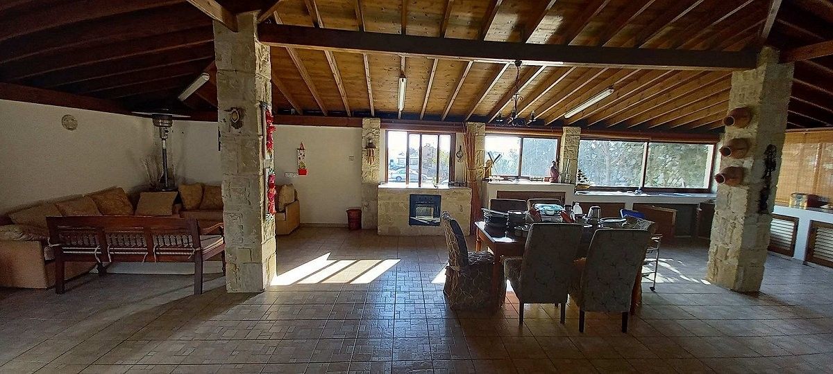 Townhouse in Paphos, Cyprus - picture 4