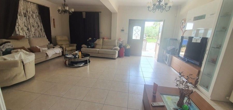 Villa in Larnaca, Cyprus, 180 m² - picture 4