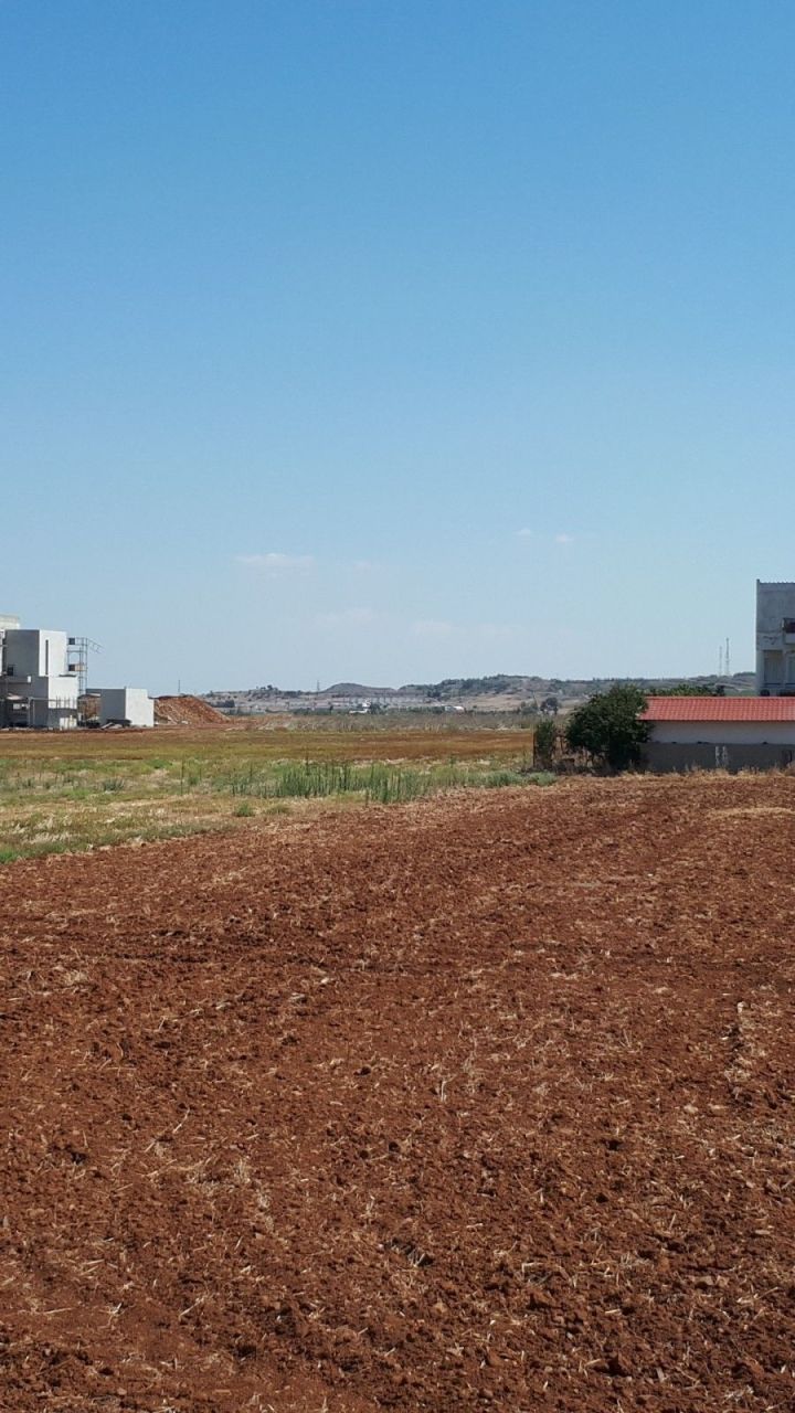 Terreno a Nicosia, Cipro, 1 600 m2 - foto 4
