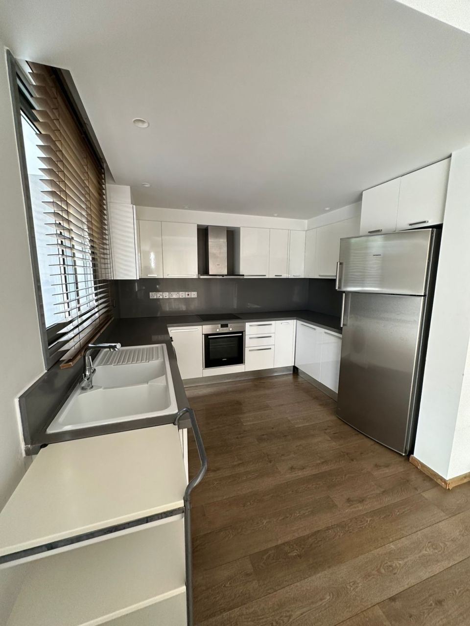 Villa a Limassol, Cipro, 130 m² - foto 4