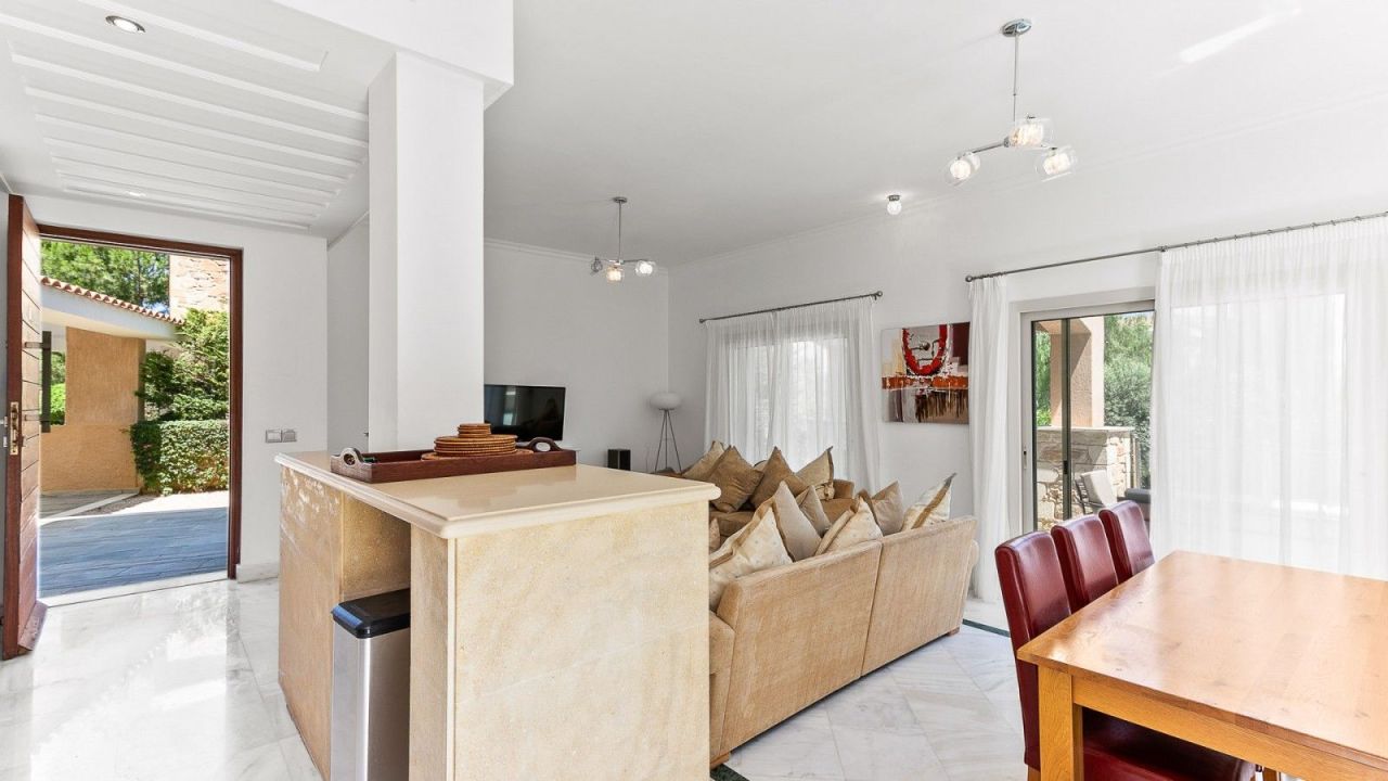 Villa in Paphos, Cyprus, 183 m² - picture 4