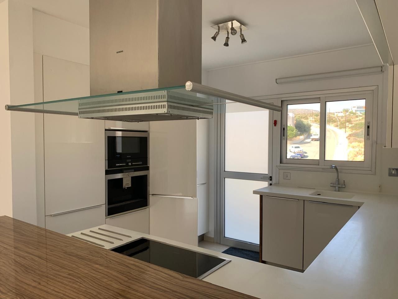 Penthouse in Limassol, Cyprus, 200 m² - picture 4