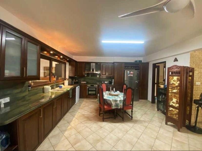 Villa en Lárnaca, Chipre, 200 m² - imagen 4