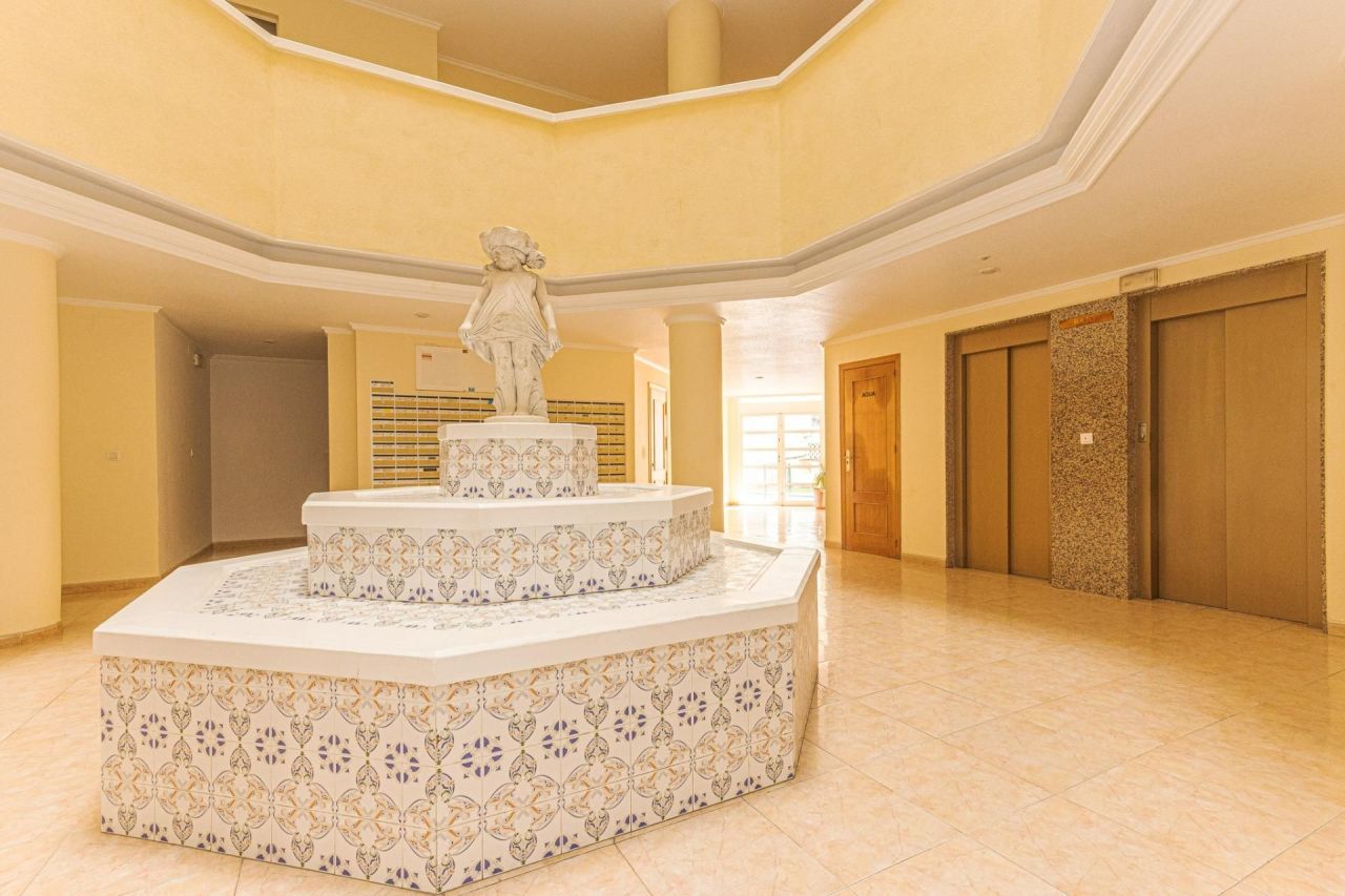 Flat in Torrevieja, Spain, 59 m² - picture 11