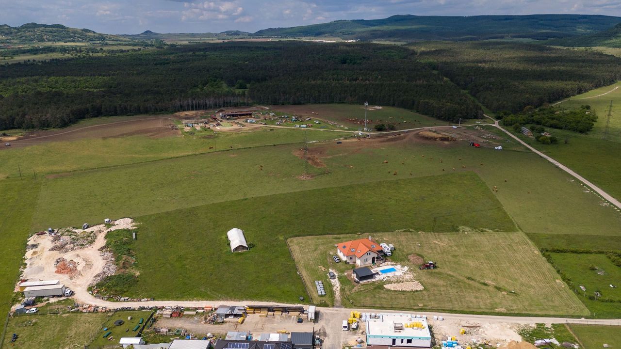 Terrain à Badacsonytomaj, Hongrie, 5 560 m² - image 9