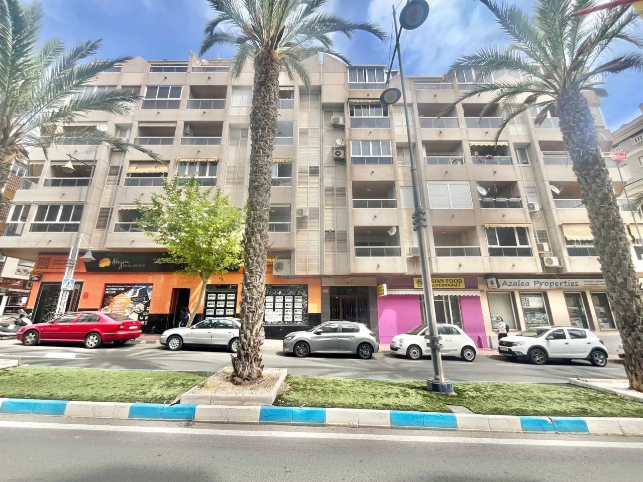 Flat in Torrevieja, Spain, 67 m² - picture 1
